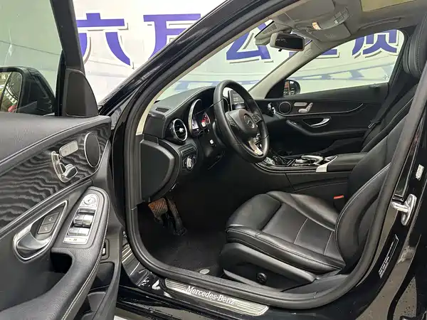 Mercedes-Benz C-Class 2018