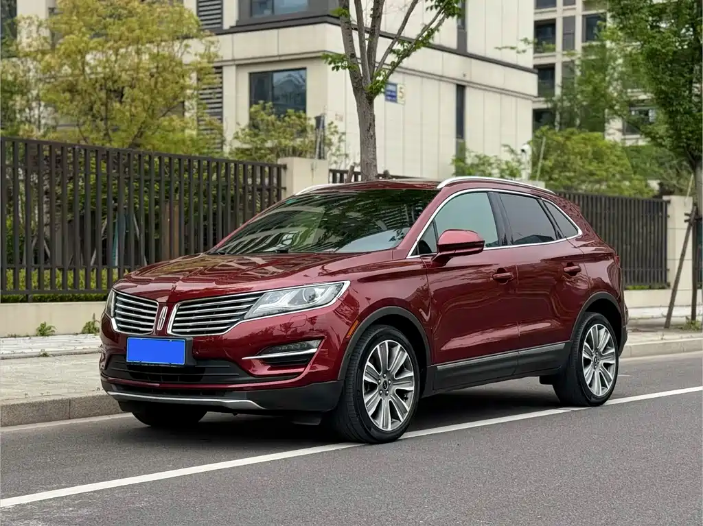 Lincoln MKC 2015 — фото 1