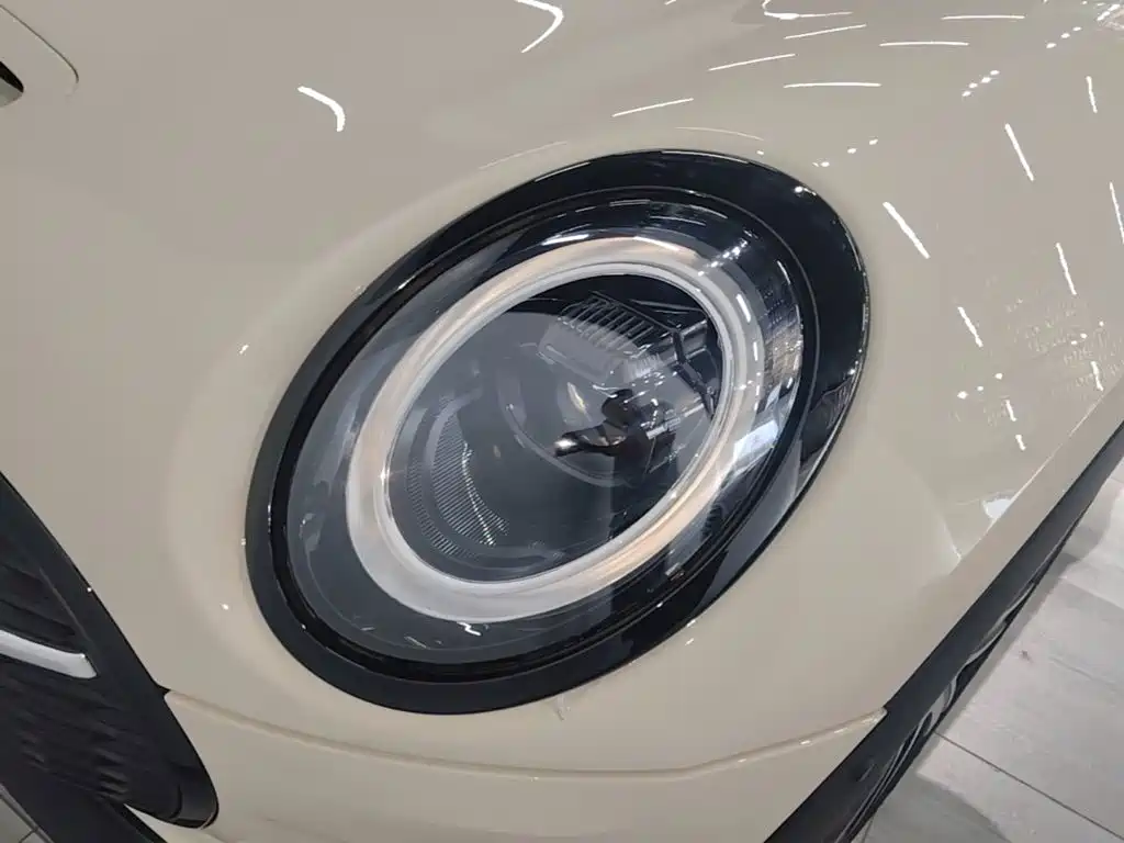MINI Clubman 2022 — фото 24