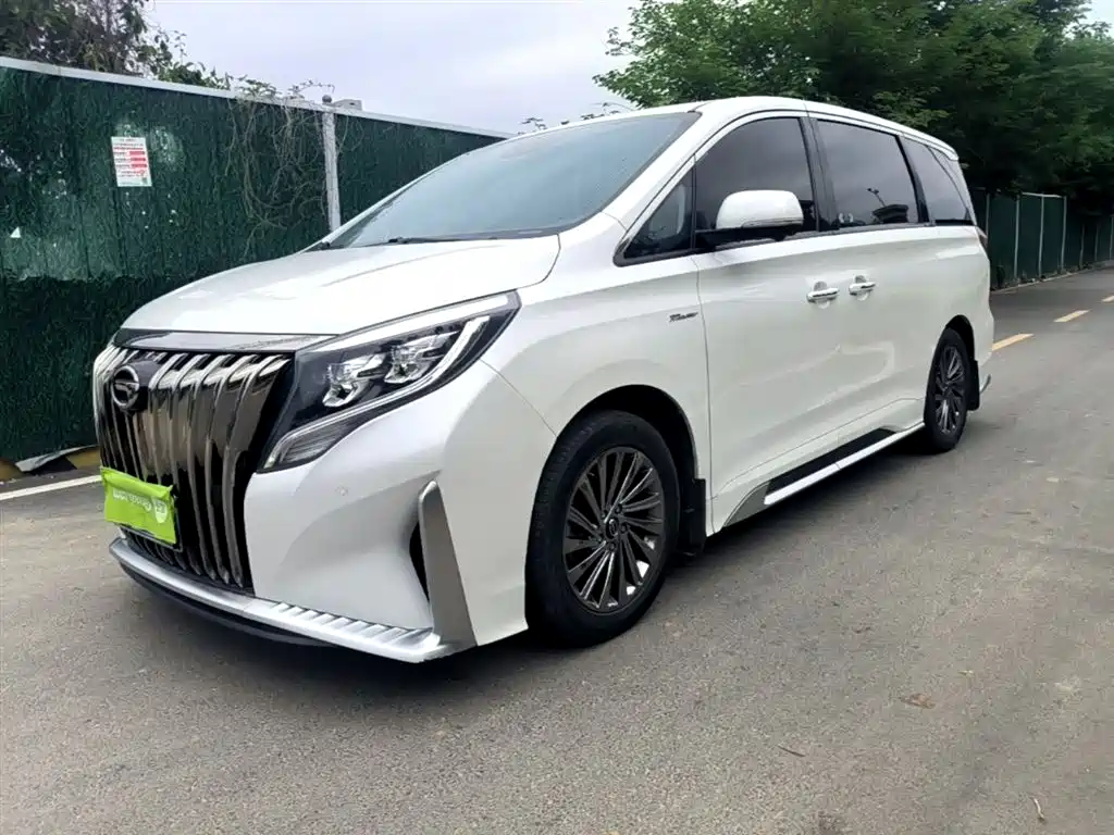 GAC Motor Trumpchi M8 2022 — фото 2