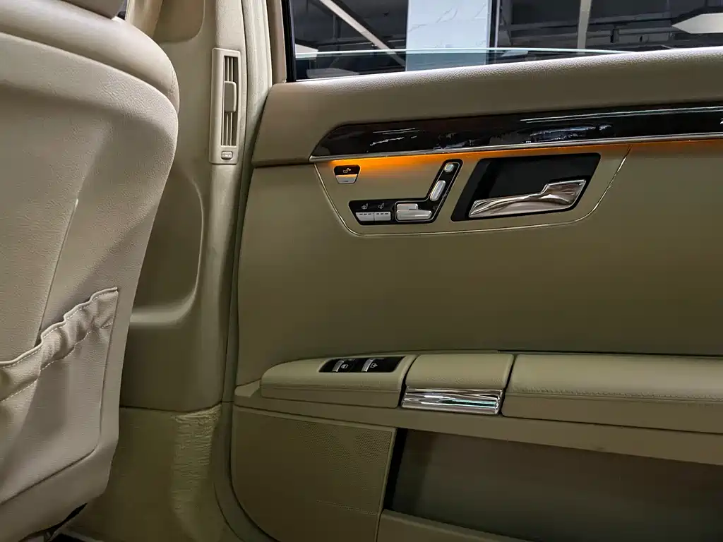Mercedes-Benz S-Class 2010 — фото 34