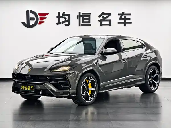 Lamborghini Urus 2021