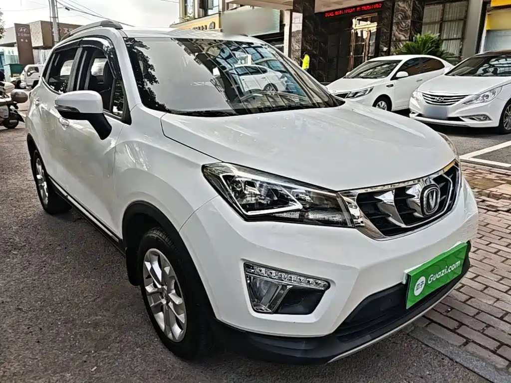 Changan CS15 2017 — фото 4