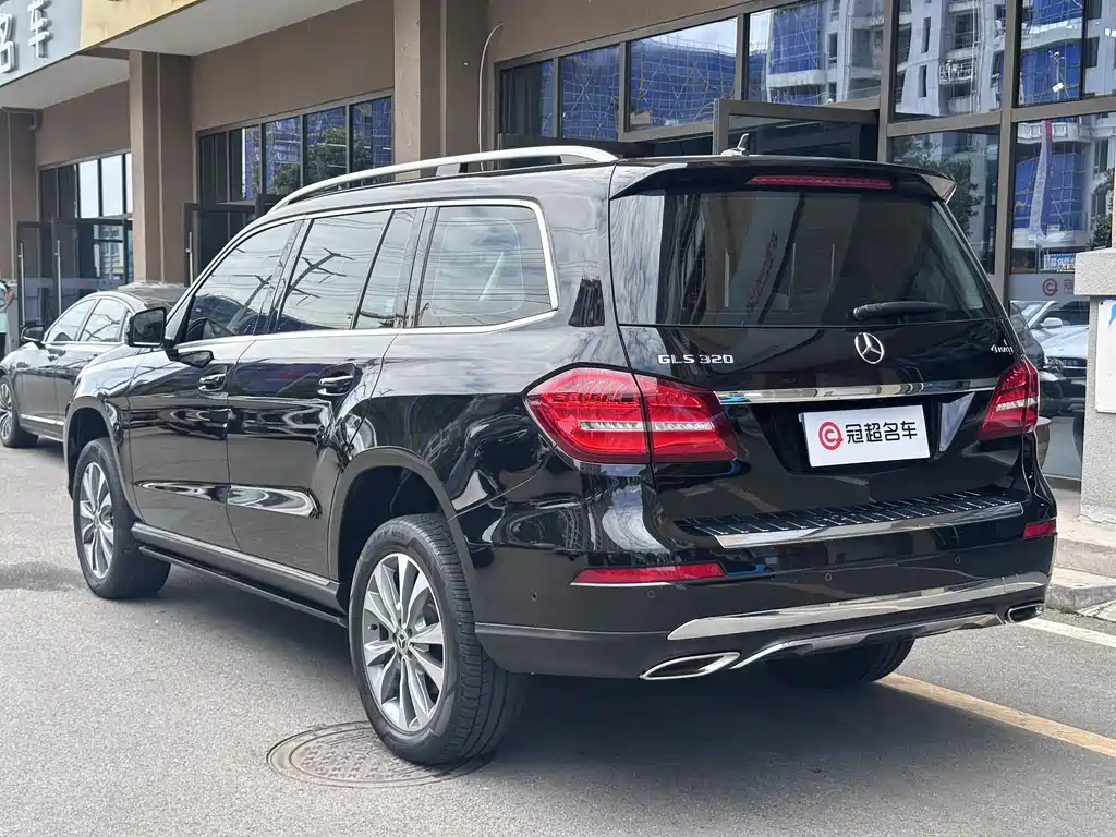 Mercedes-Benz GLS 2018 — фото 9
