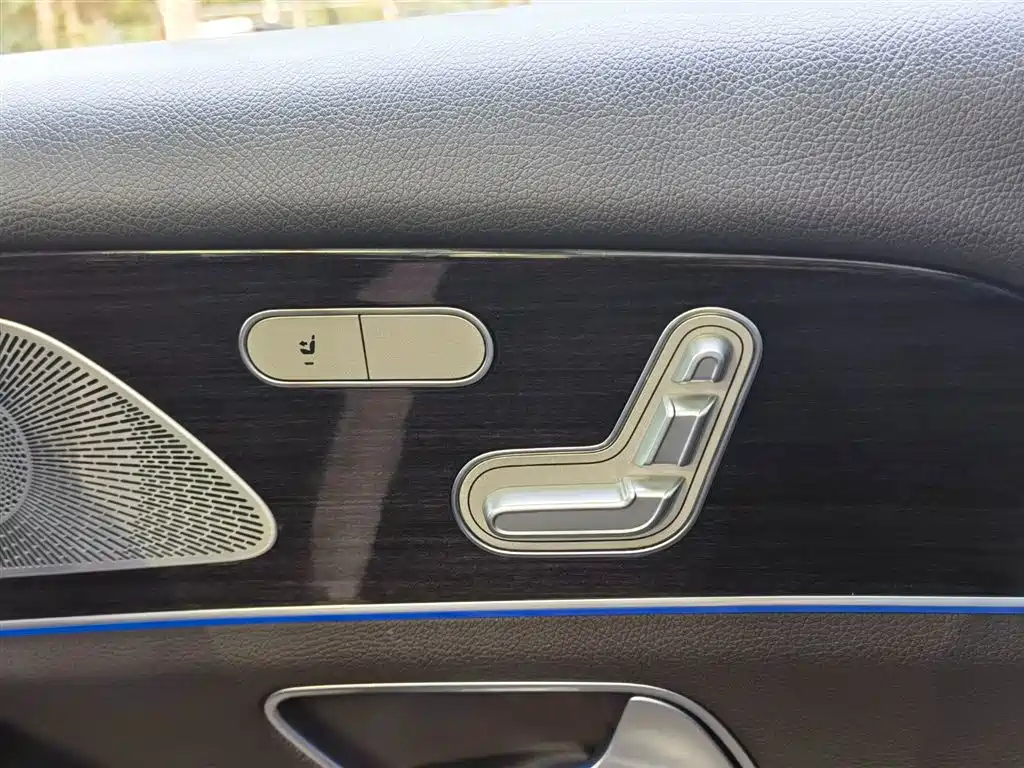 Mercedes-Benz GLE 2020 — фото 36