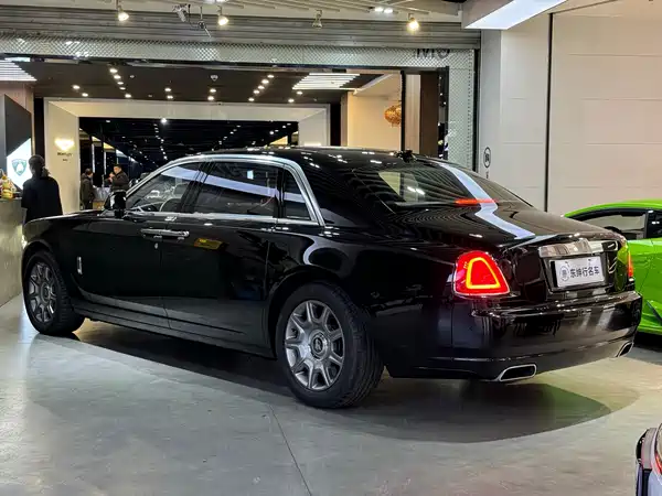 Rolls-Royce Ghost 2015
