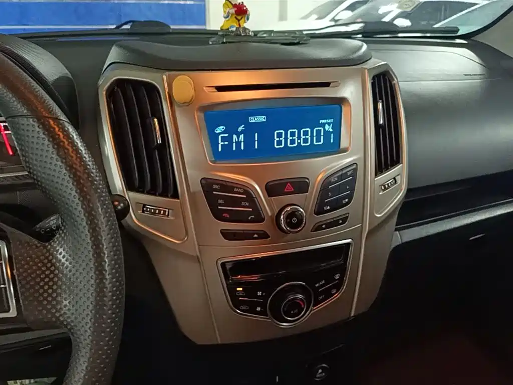 Haval H1 2016 — фото 13