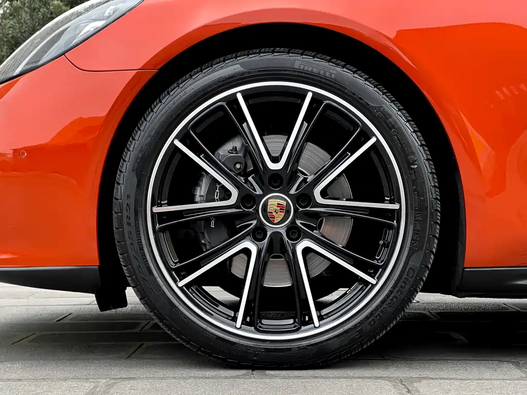 Porsche Panamera 2021