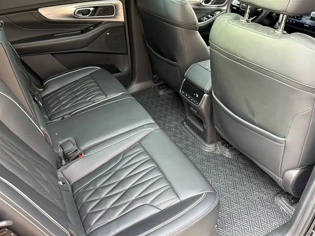 GAC Motor Trumpchi GS8 2022 — фото 13