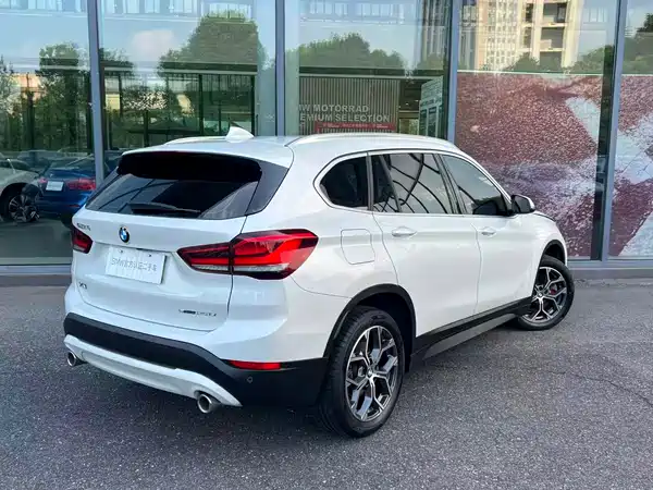 BMW X1 2021