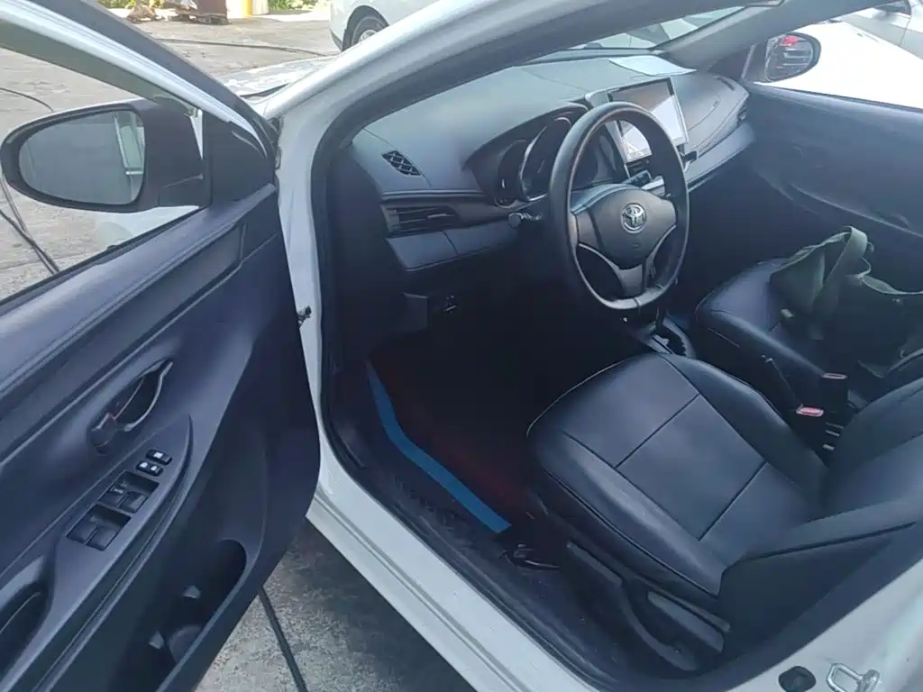 Toyota Vios FS 2017 — фото 16