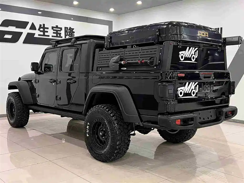Jeep Gladiator 2023 — фото 6