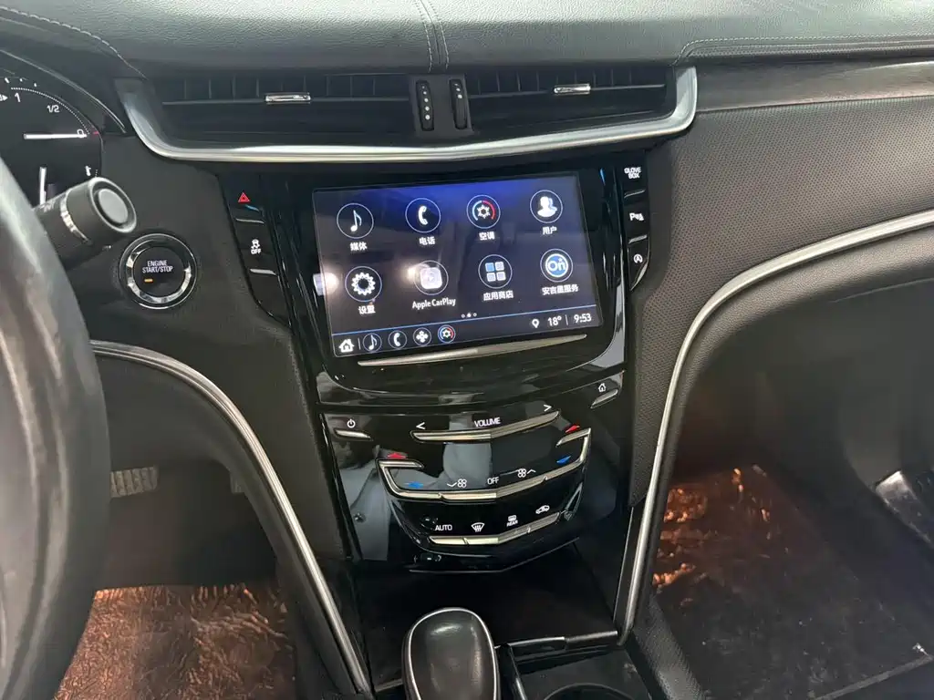 Cadillac XTS 2018 — фото 12