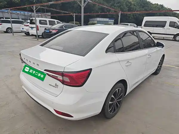 Roewe i5 2020