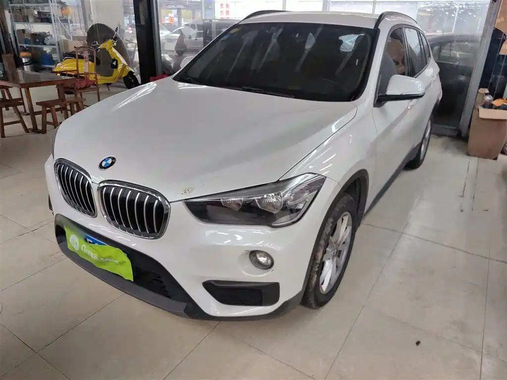 BMW X1 2019 — фото 1