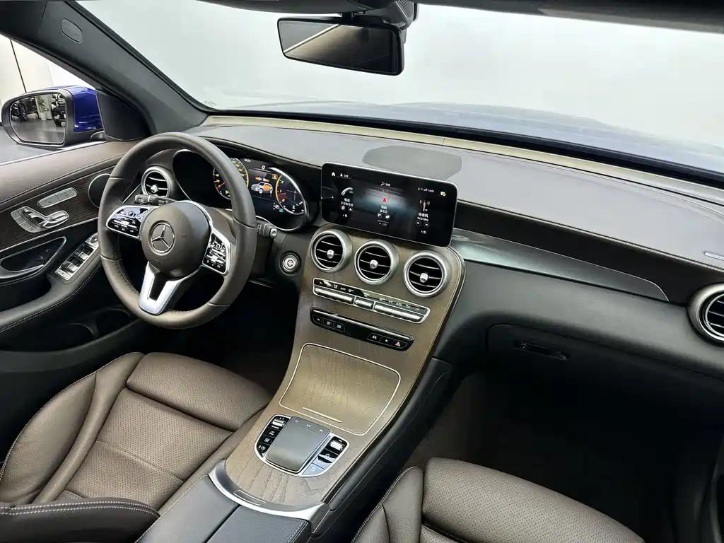 Mercedes-Benz GLC 2023 — фото 12