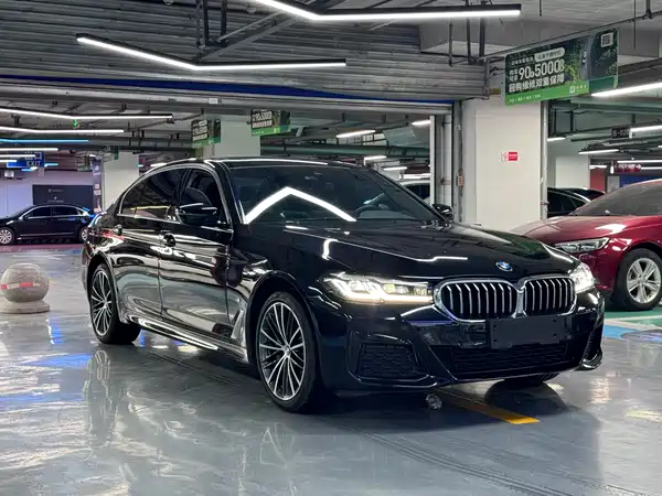 BMW 5 Series 2022