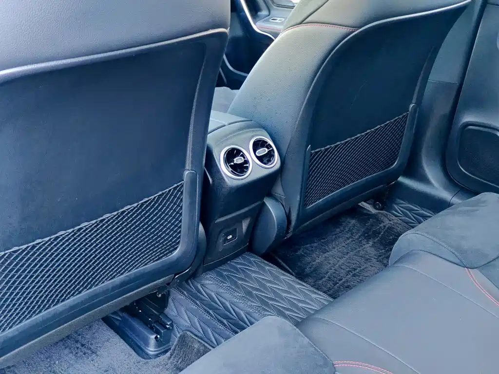 Mercedes-Benz A-Class 2023 — фото 9