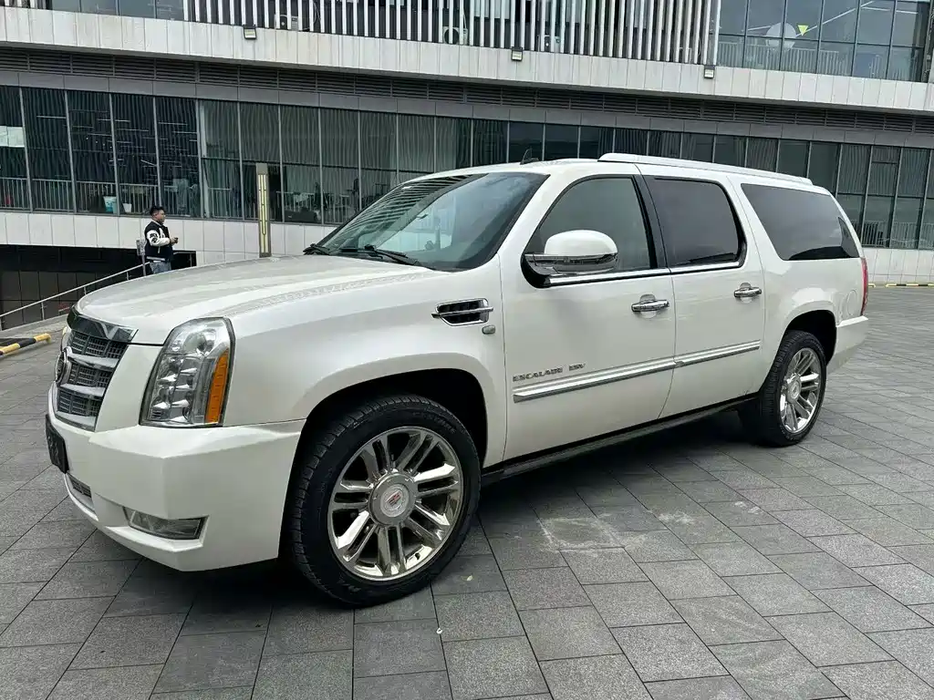 Cadillac Escalade 2019 — фото 2