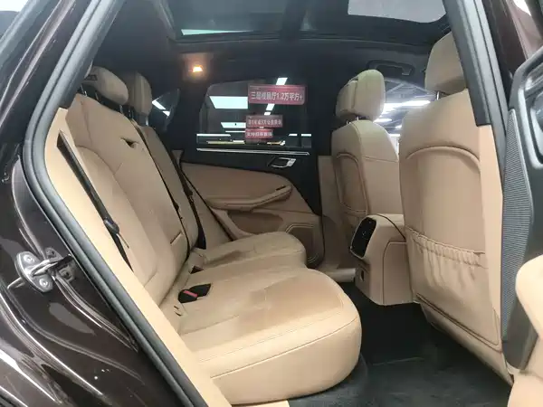 Porsche Macan 2020
