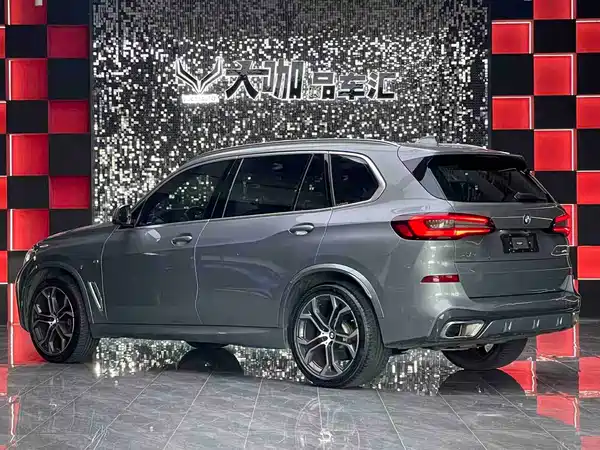 BMW X5 2023