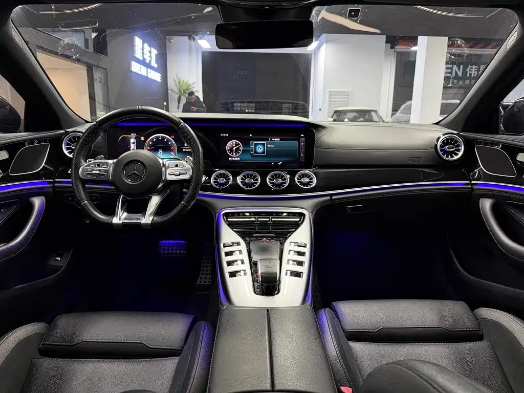 Mercedes-Benz AMG GT 2020 — фото 6