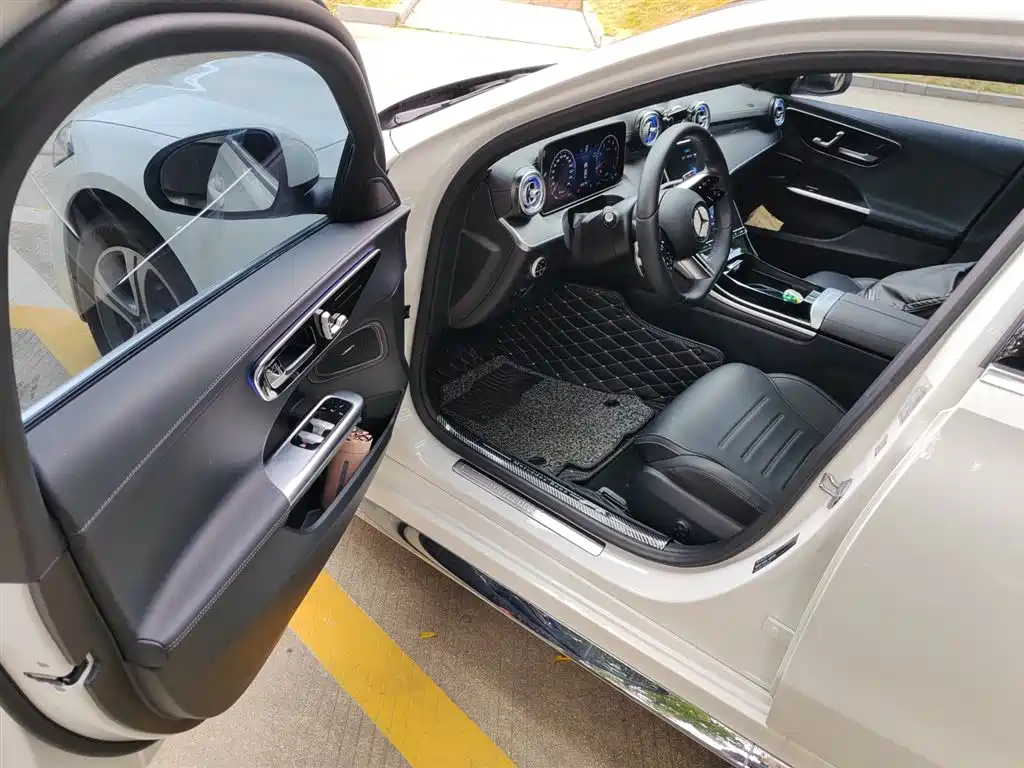 Mercedes-Benz C-Class 2022 — фото 12