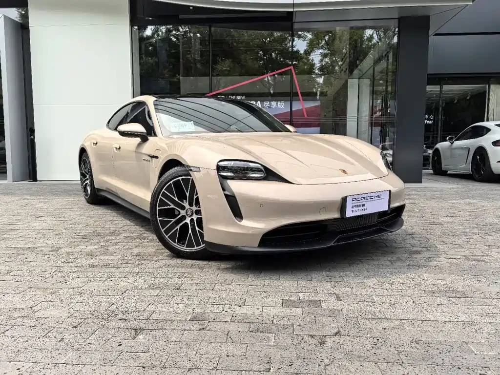 Porsche Taycan 2024