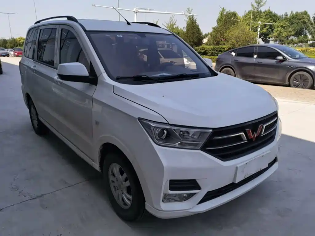 Wuling Hongguang 2019