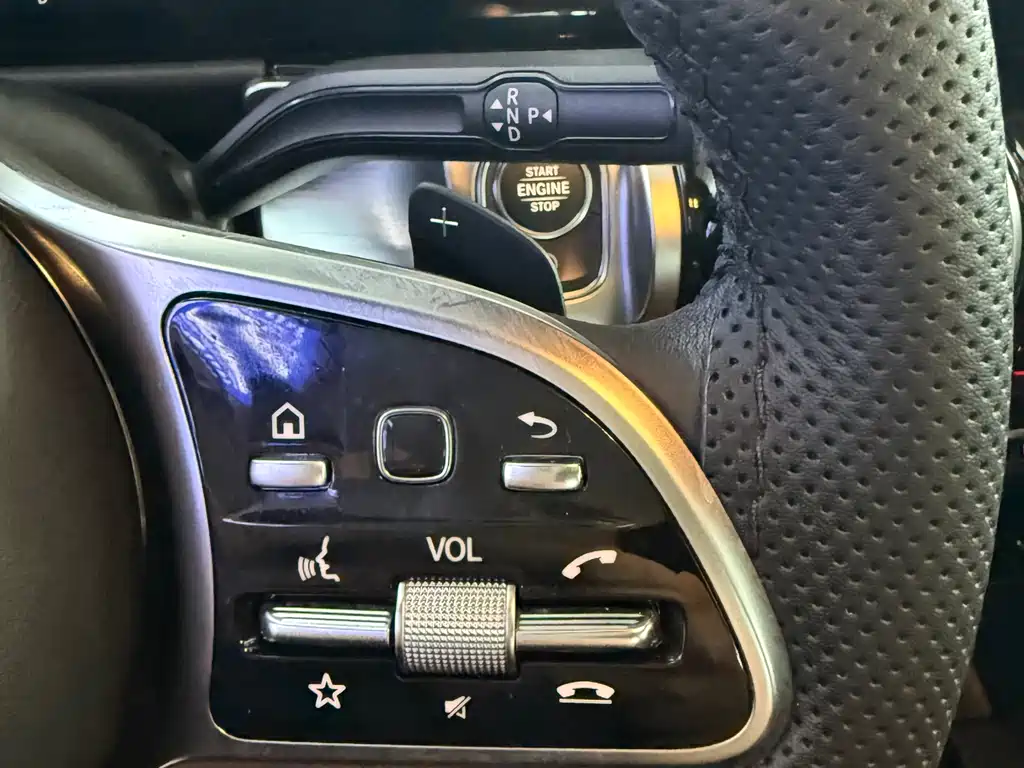 Mercedes-Benz GLB 2023 — фото 15