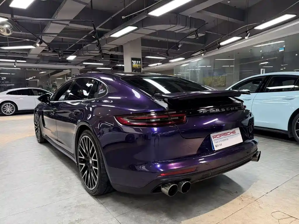 Porsche Panamera 2018 — фото 7
