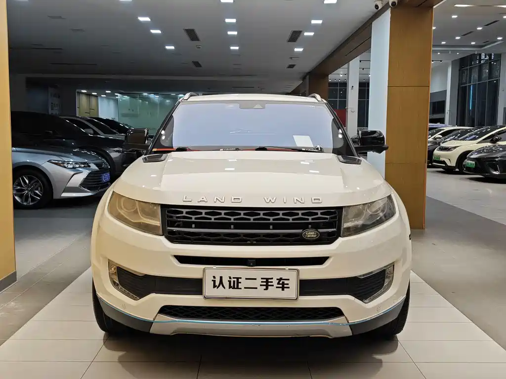 Landwind X7 2015 — фото 3