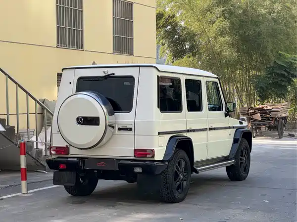 Mercedes-Benz G-Class 2012