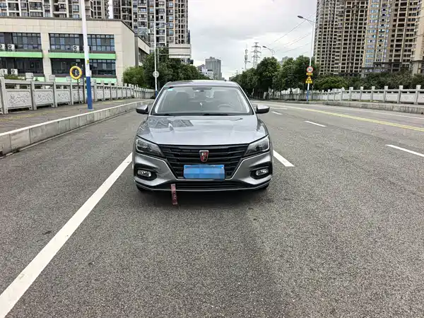 Roewe i5 2019