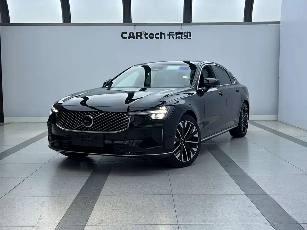 Volvo S90 2026