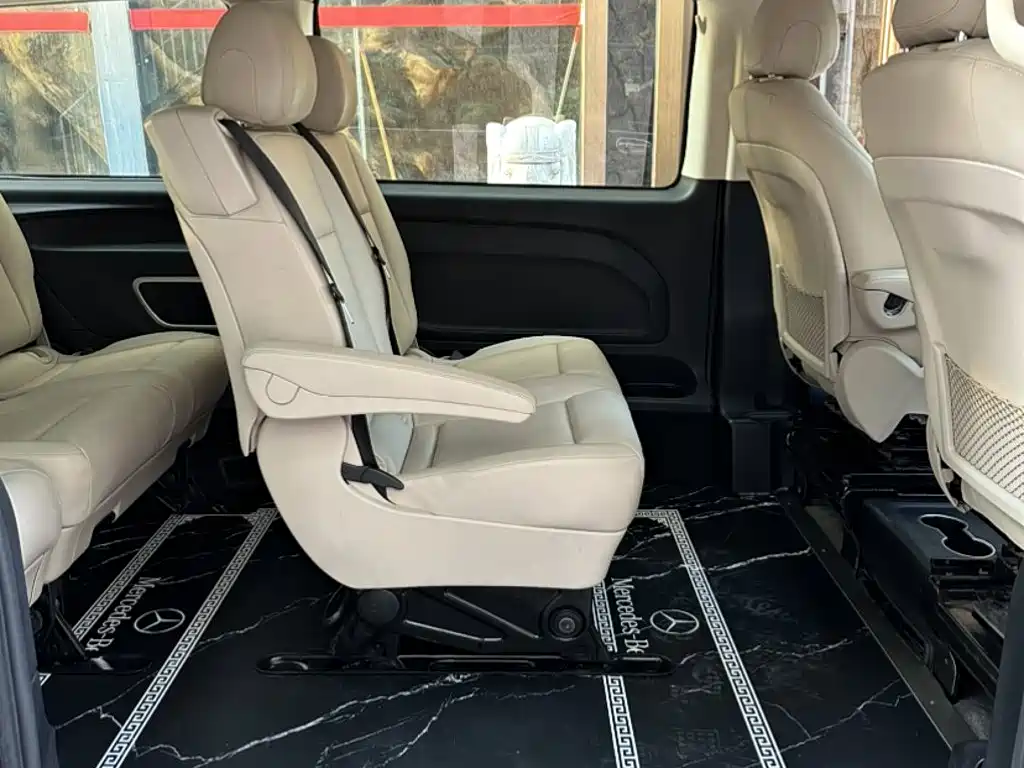 Mercedes-Benz Vito 2018 — фото 12