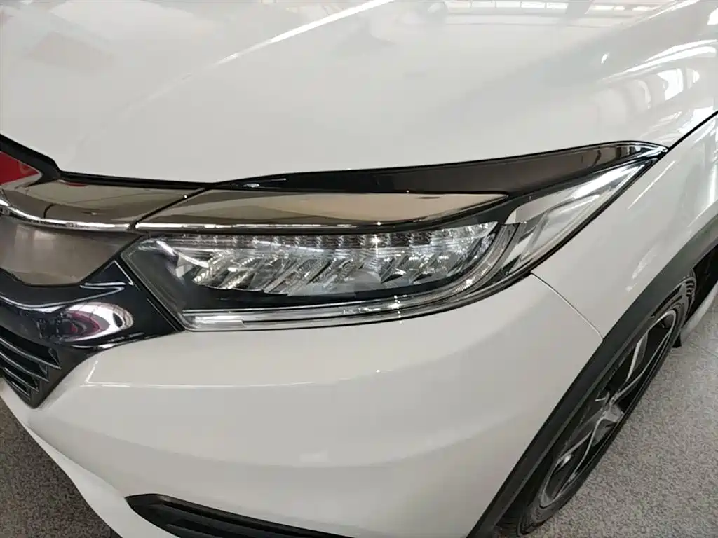 Honda Vezel 2021 — фото 18