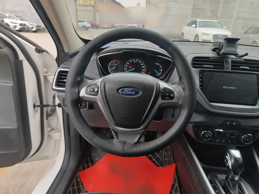 Ford Forrest 2016