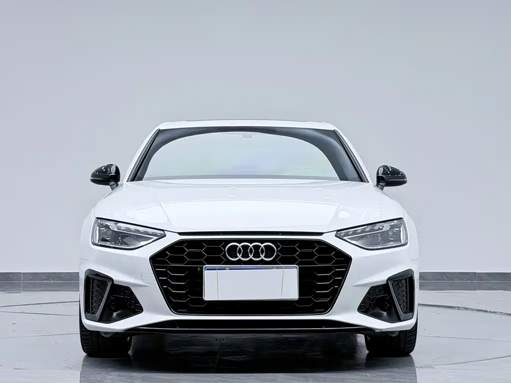 Audi A4L 2023 — фото 10