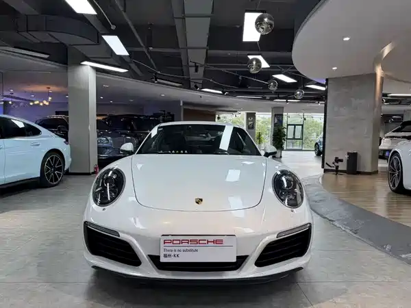 Porsche 911 2018