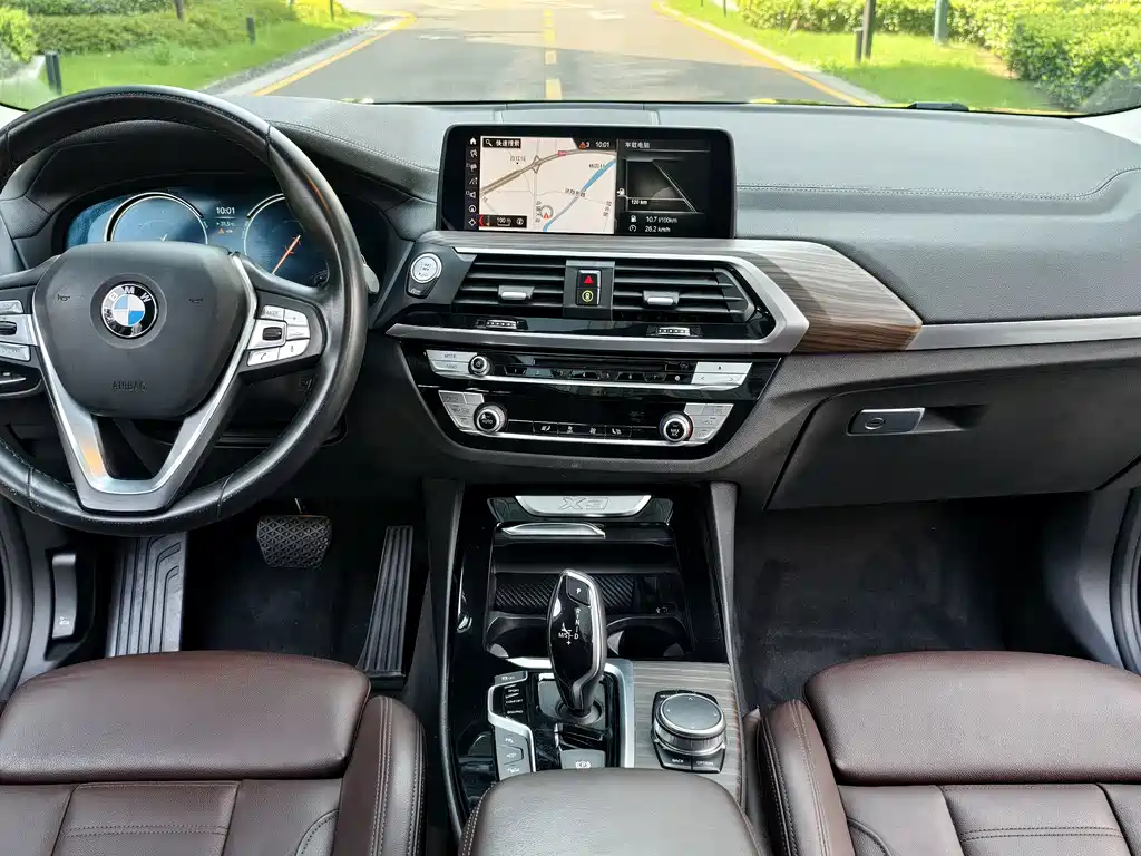 BMW X3 2019 — фото 15