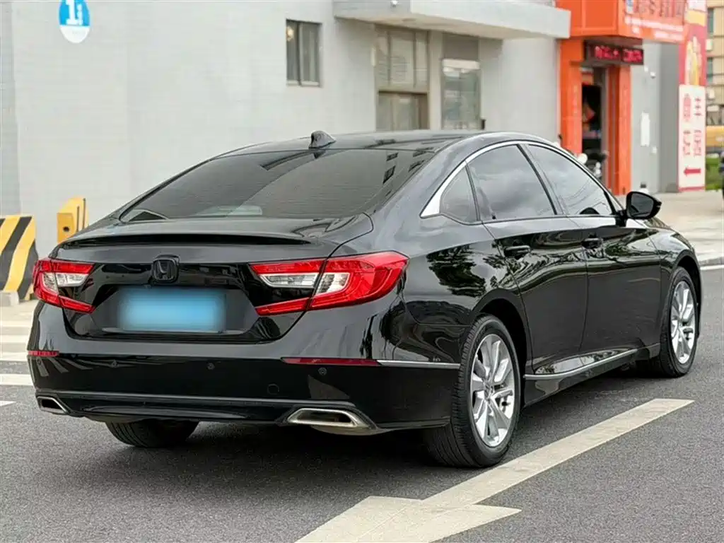 Honda Accord 2019 — фото 5