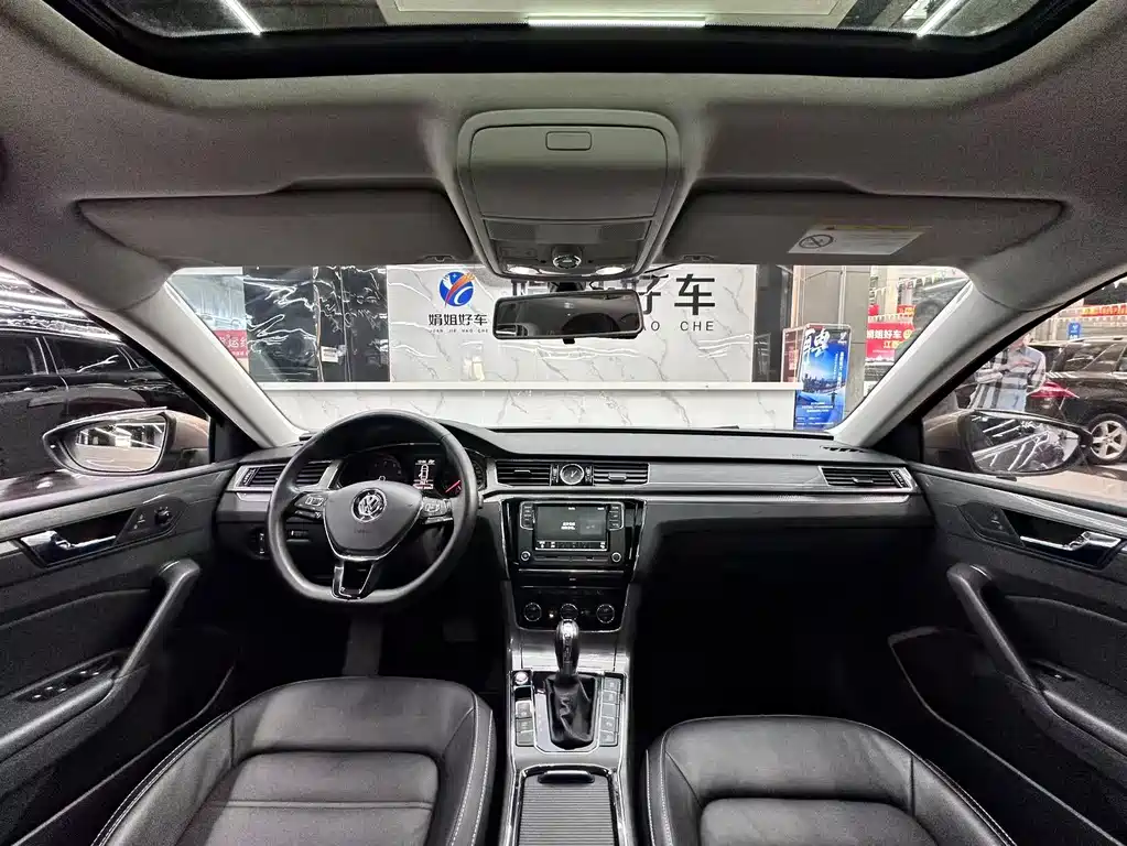 Volkswagen Passat 2017 — фото 18
