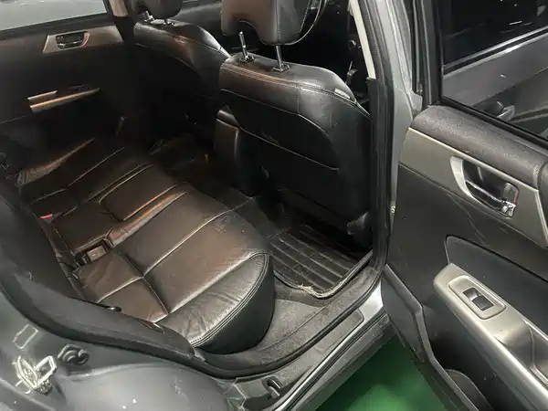 Subaru Forester 2010
