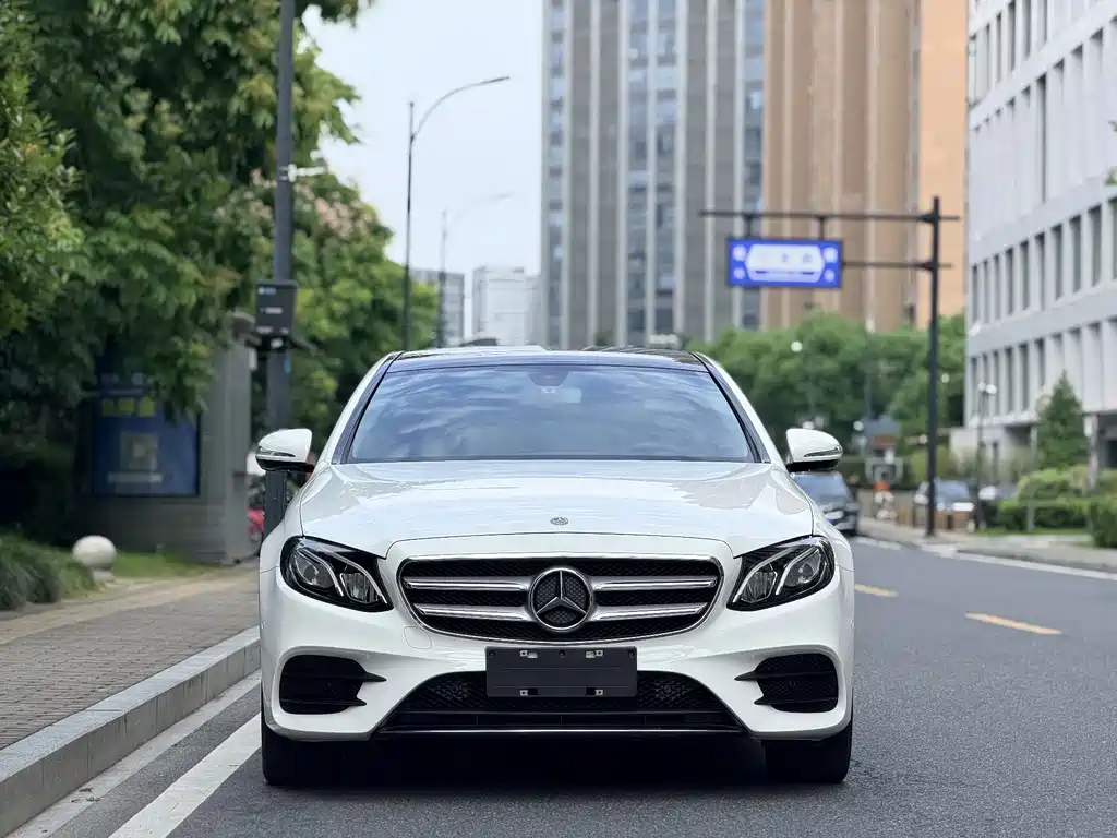 Mercedes-Benz E-Class 2020 — фото 2