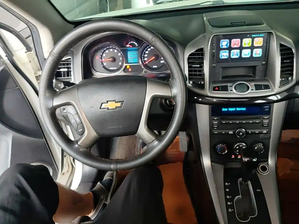 Chevrolet Captiva 2016 — фото 10