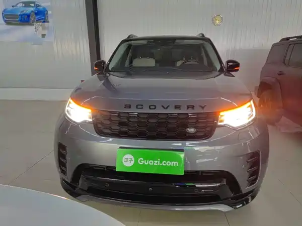 Land Rover Discovery 2023