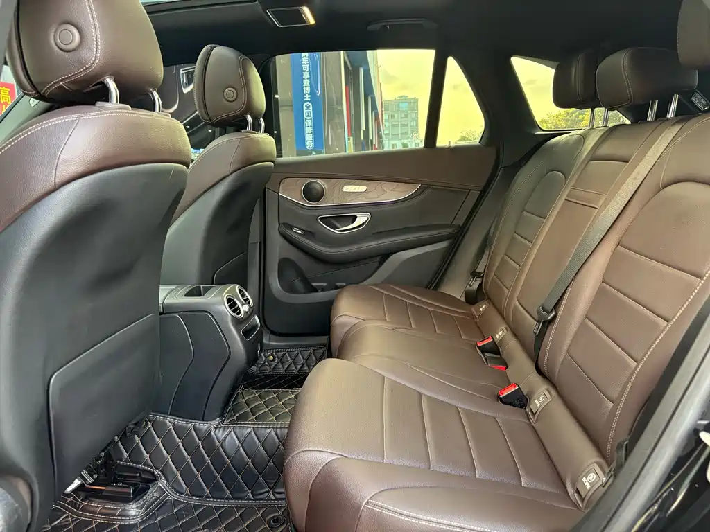 Mercedes-Benz GLC 2020 — фото 13