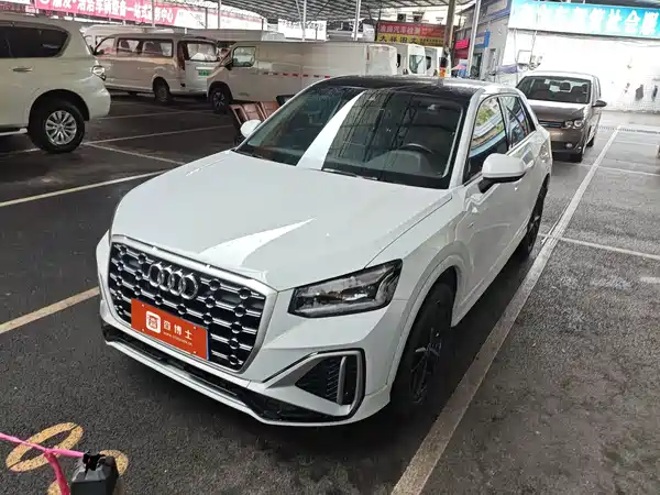 Audi Q2L 2022