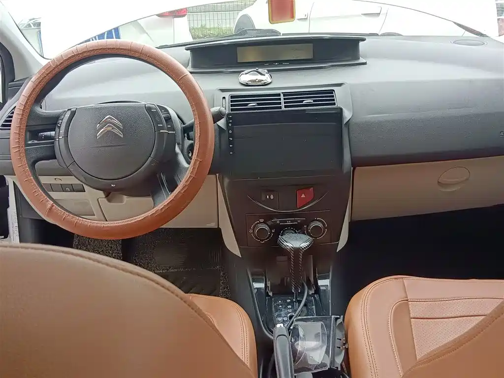 Citroen C-Quatre 2015 — фото 10